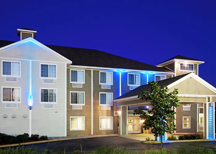 Holiday Inn Express & Suites New Buffalo, Mi By Ihg